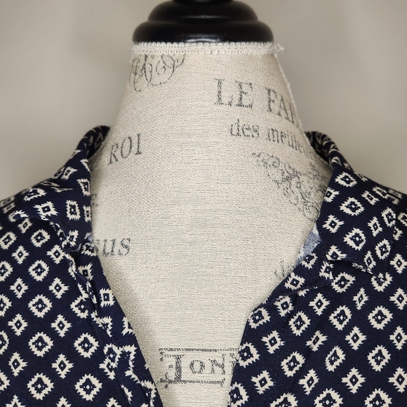 Jachs Short Sleeve Blouse - Picture 7 of 12